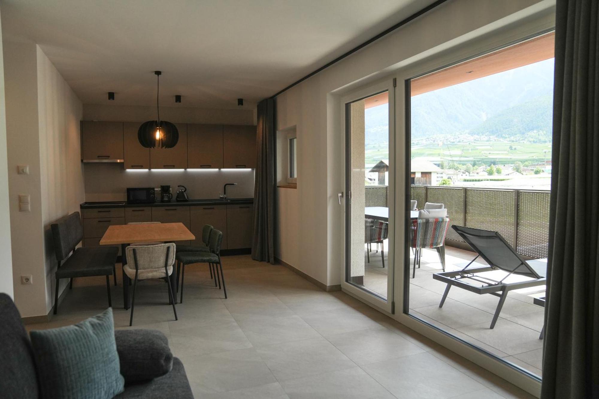 Residence Montani Laces Zewnętrze zdjęcie