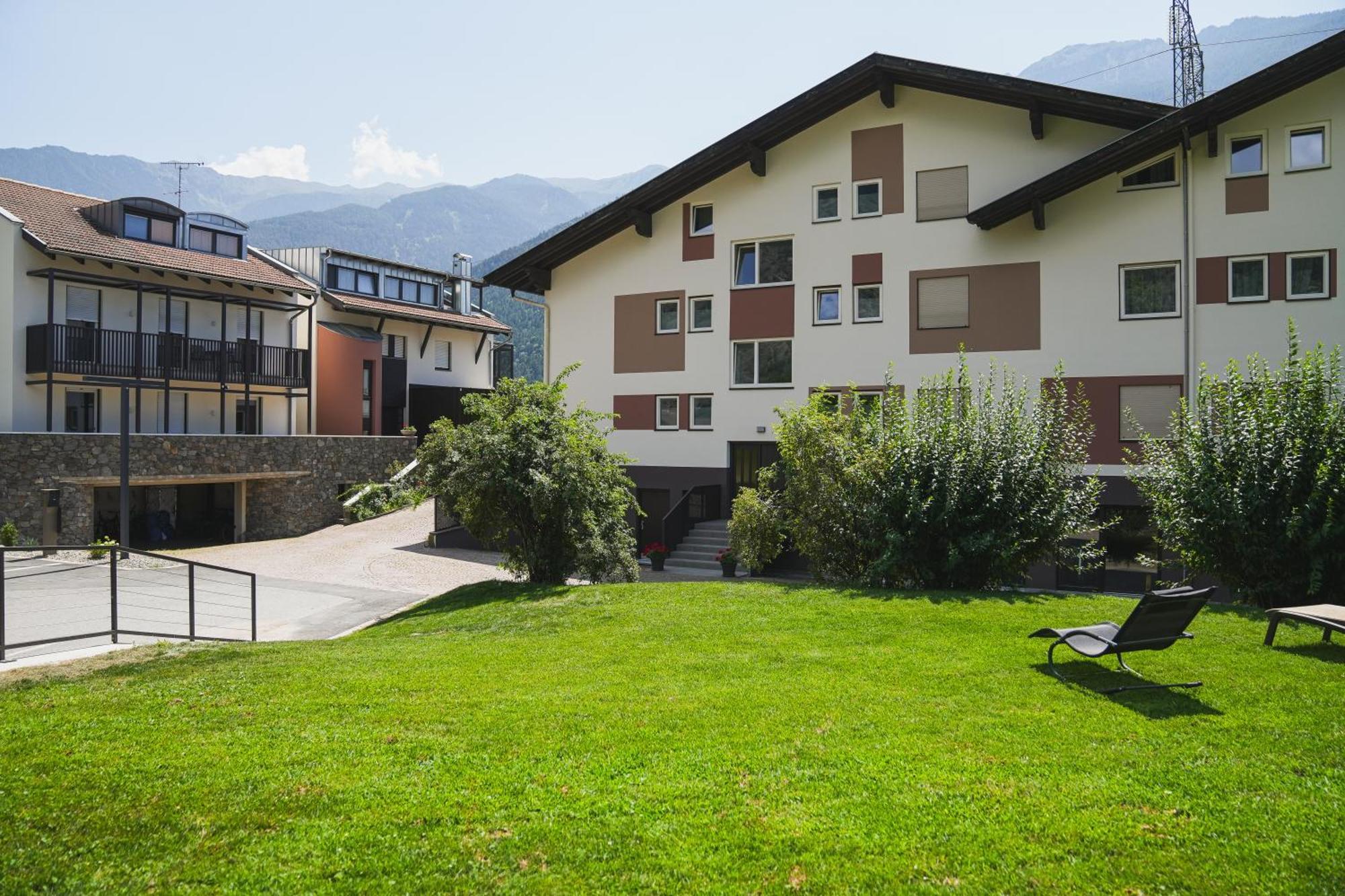 Residence Montani Laces Zewnętrze zdjęcie